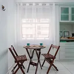 Modern Copacabana Apartment